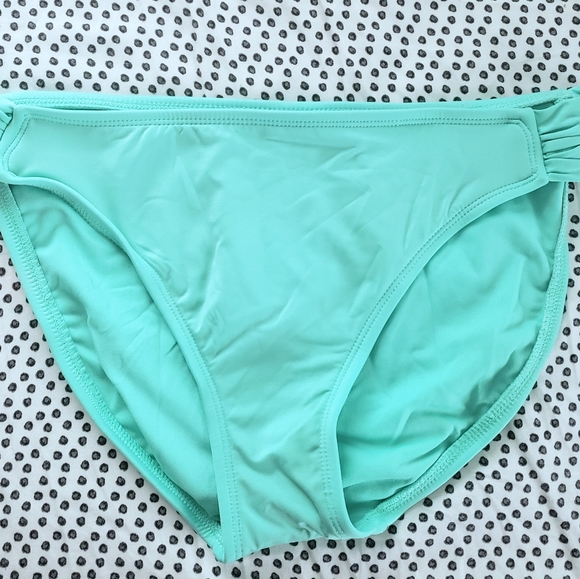 Cute Pastel and Seafoam Bikini - Picture 4 of 5